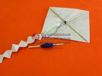 Làm diều cho bé chơi đơn giản