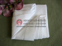 Chi tiết cách gấp khăn ăn hình mũi giáo