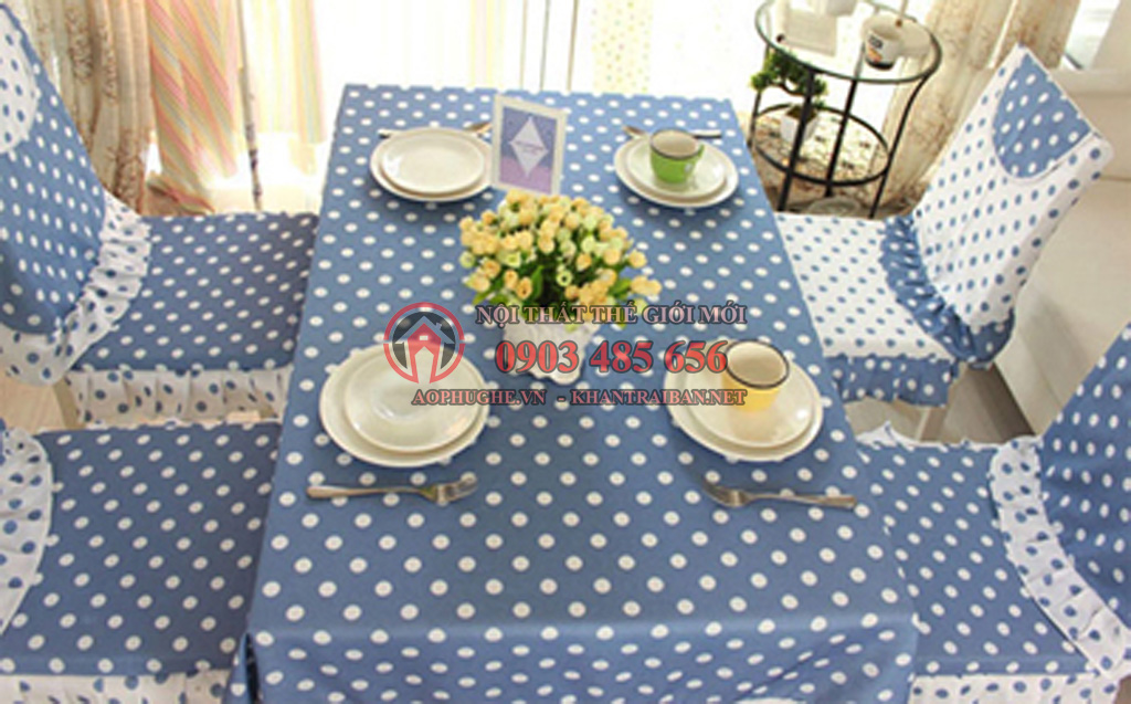 Khăn trùm bàn phòng khách gia đình