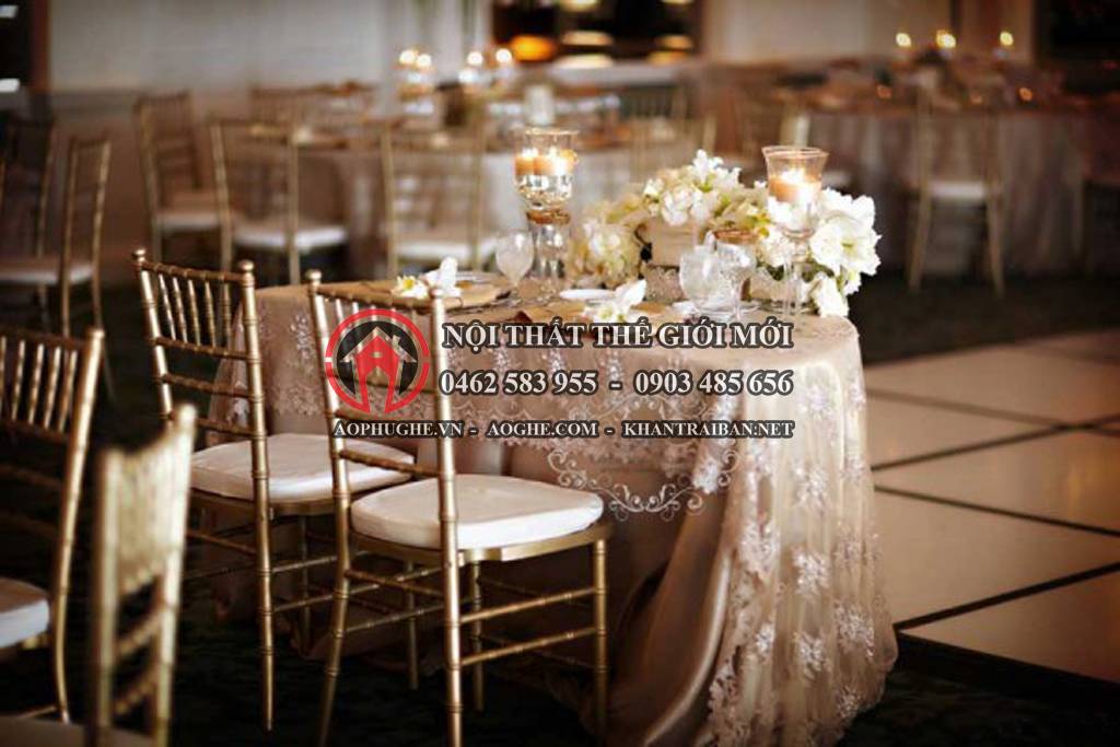 khan trai ban nha hang