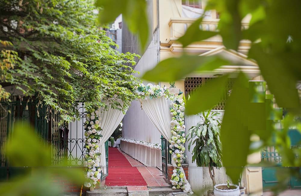 Váy ghế tiệc cưới rẻ đẹp