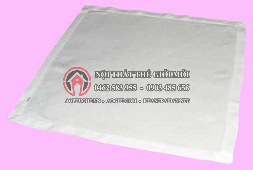 gấp khăn ăn bước 1