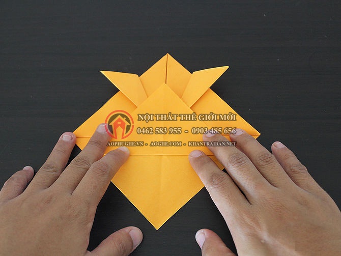 may nơ áo phủ ghế
